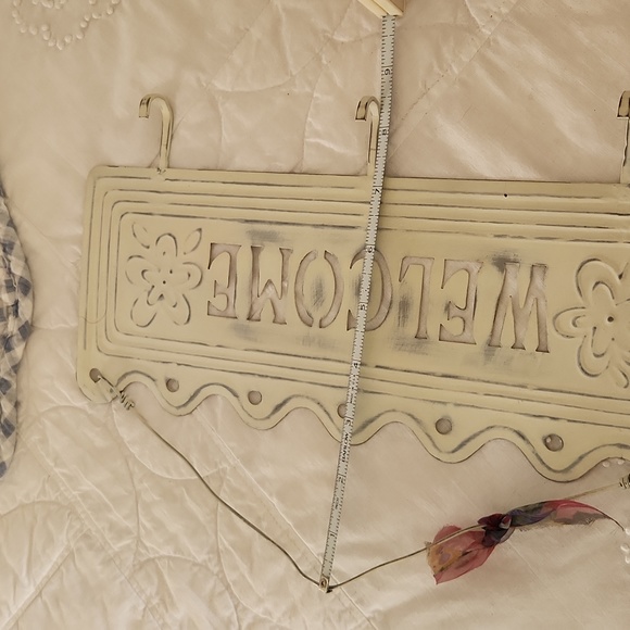 Shabby Chic Welcome Sign - Picture 2 of 2